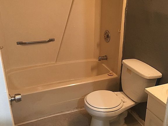 2nd image of 1411 S Barry Ave APT 102