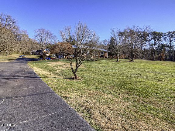 2nd image of 9400 Strawberry Plains Pike