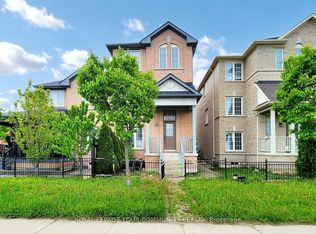 44 Old Oak Ln, Markham, ON L6B 0K8