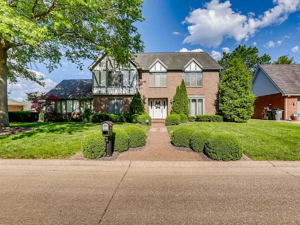 1st image of 300 Lant Ln