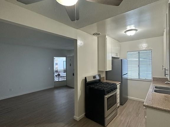 5th image of 3626 Keystone Ave APT 8