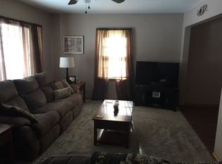 121 Julien Dubuque Dr, Dubuque, IA 52003