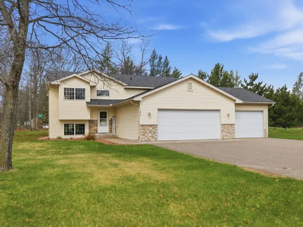 11825 Joneswood Dr, Baxter, MN 56425