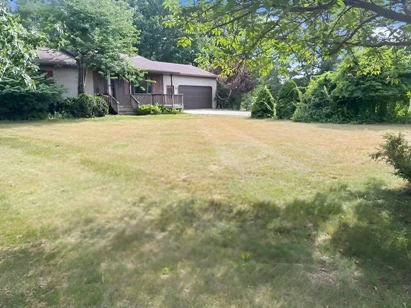 7131 W No Name Rd, Ludington, MI 49431