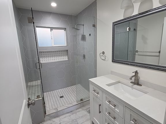 3rd image of 6150 Beeman Ave