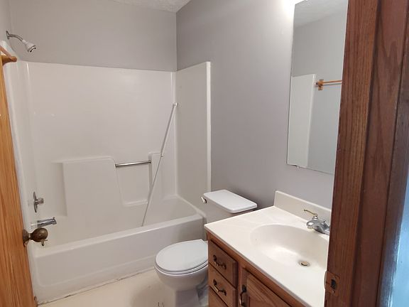 4th image of 1023 West Dr #1023