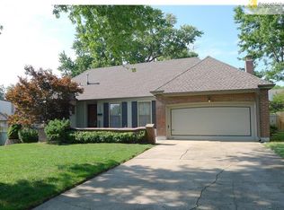 3504 NE Shady Lane Dr, Gladstone, MO 64119