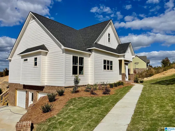 9246 Jardin Cir, Leeds, AL 35094