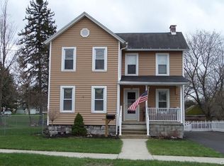 30 Augustus St, Auburn, NY 13021