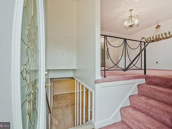 4th image of 2721 Boones Ln