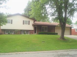 627 Redbud Cir, Cape Girardeau, MO 63701