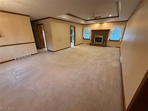 3rd image of 490 Ellen Ave SW