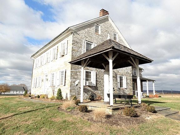 Side/Front of House