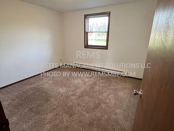 2nd image of 155 W Adams St