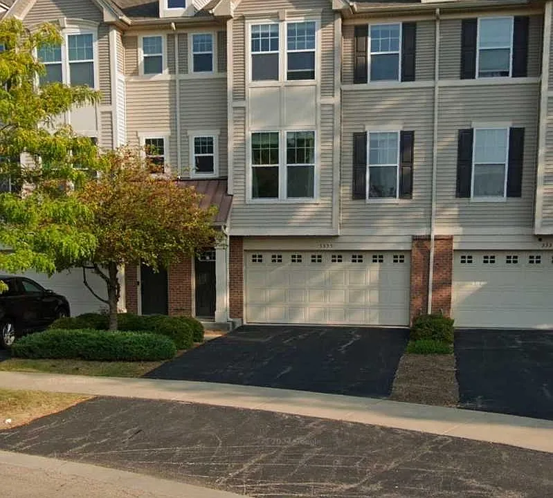 3335 Kentshire Cir