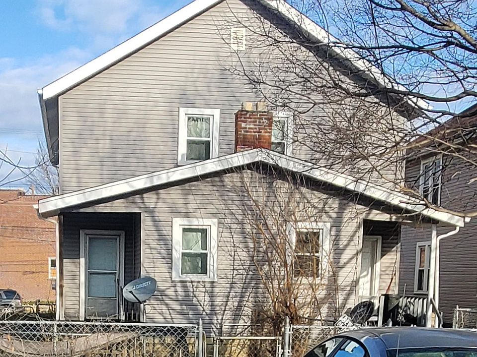 2nd image of 2653 Sullivant Ave #5