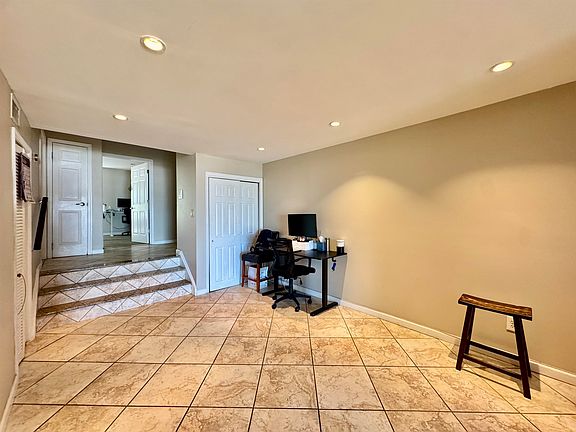 3rd image of 6505 Liberty Ave APT D2