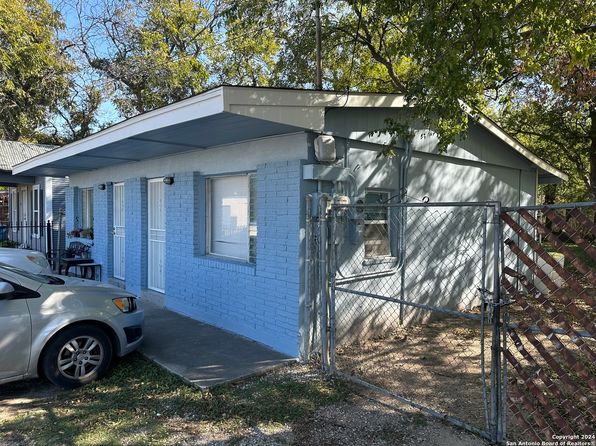 san-antonio-texas-169394731 picture