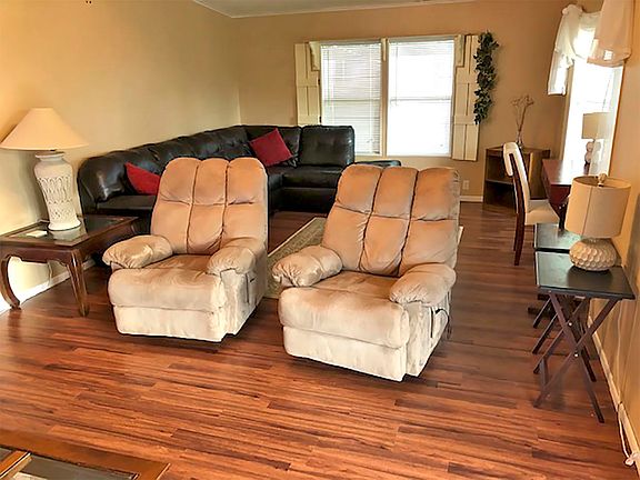 4th image of 26368 Lexington Dr #223