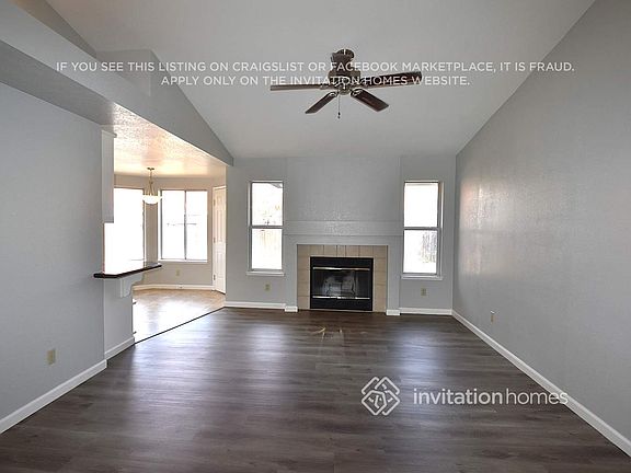 4th image of 8023 Pinot Noir Way