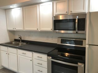 951 Robalo Ct, Manitowoc, WI 54220