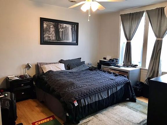 huge master bedroom (w/king size bed in pic) ..with walk-in closet