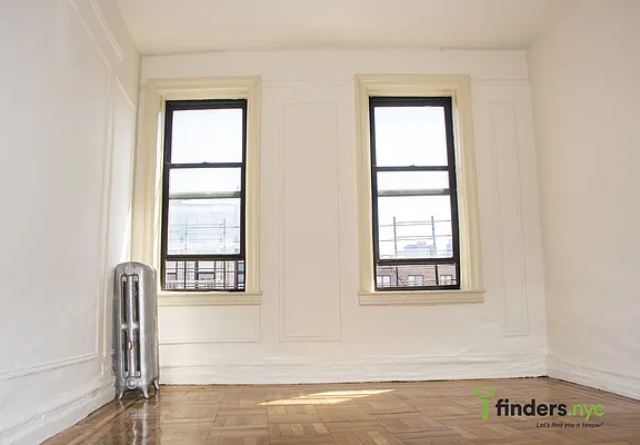 Rented by Clove Realty LLC | media 5