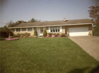20 Royal Oaks Dr, Charleroi, PA