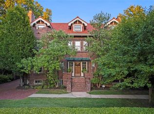 3821 Gillham Rd, Kansas City, MO 64111