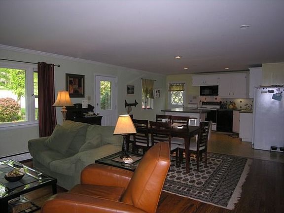 Living Room/Dining Room