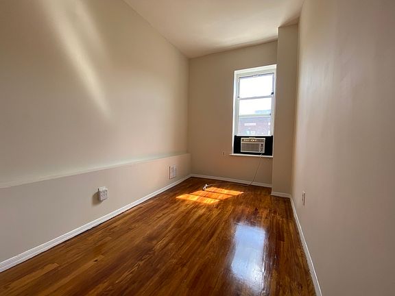 3rd image of 490 Ocean Pkwy #28A