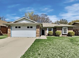 1020 Westcliff Ave, Saginaw, TX 76179