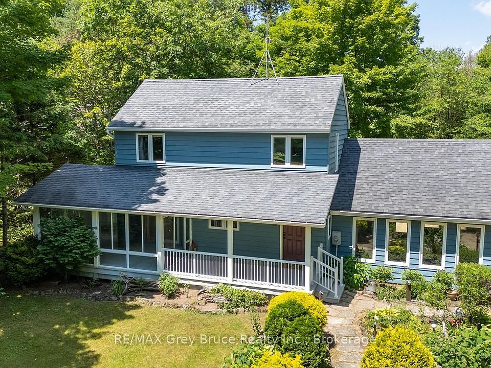 1st image of 30 Riverside Pl