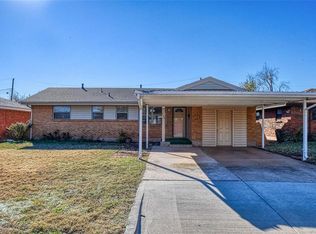 728 SW 1st St, Moore, OK 73160