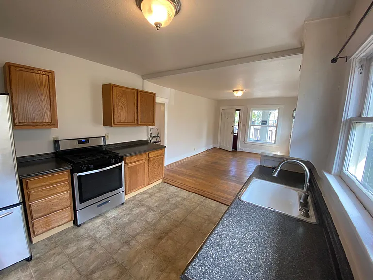1215 E Barclay Ct #MAIN — Photo 12