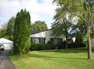 214 S Cooper Rd, New Lenox, IL 60451