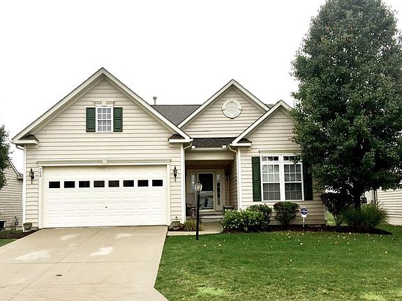 3rd image of 762 Lost Creek Ln