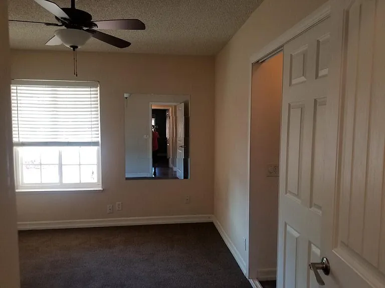 6813 High Bluff Way — Photo 9