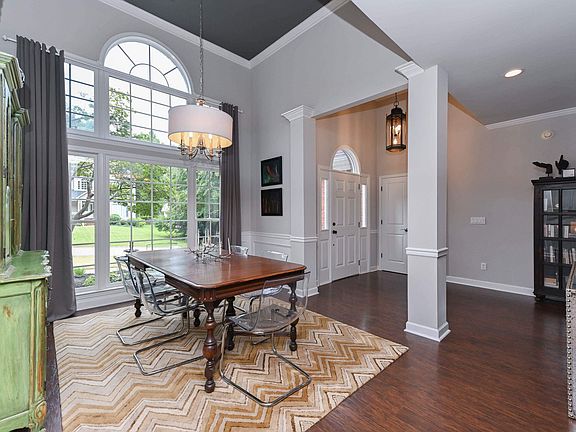 3rd image of 102 Planterswood Ct