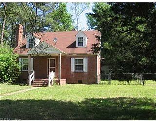 4th image of 3632 Riverside Dr