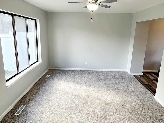 4th image of 1957 Westbrook Dr #23