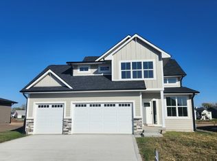 509 Deer Haven St, Polk City, IA 50226