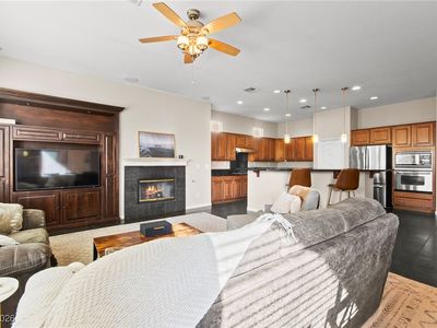 7017 Arcadia Creek St, North Las Vegas, NV, 89084
