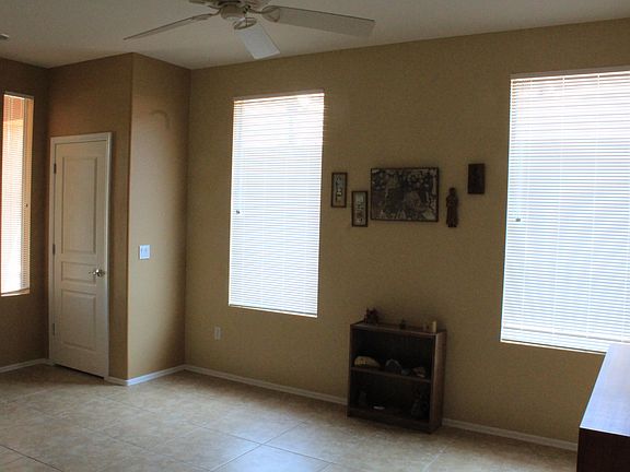 4th image of 467 W Astruc Dr
