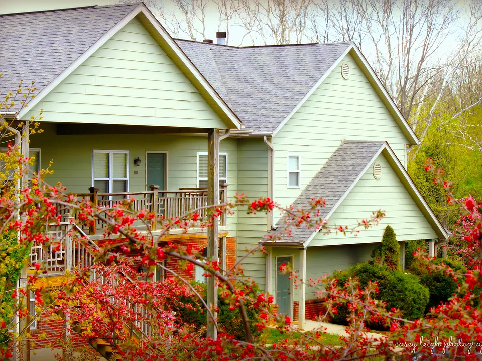 In harmony with Nature -- an eco-conscious community