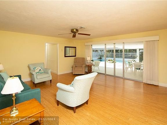 5th image of 2120 NE 54th St