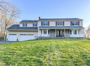 220 Beardsley Rd, Shelton, CT 06484