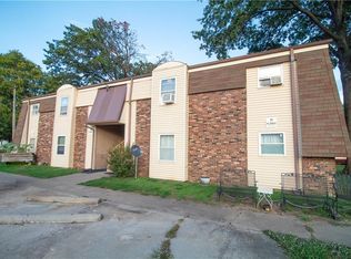 205 Grant St, Coffeyville, KS 67337