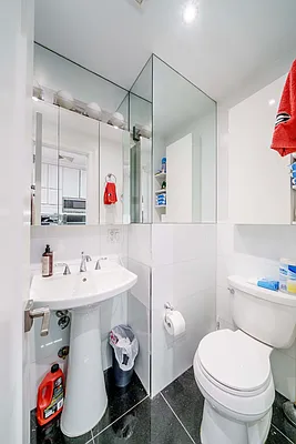 Rented by Douglas Elliman | media 7