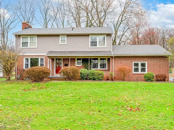 184 Hilltop Blvd, Canfield, OH 44406